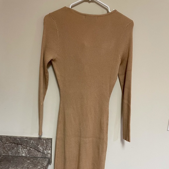 Misguided button up sweater dress - Picture 3 of 3